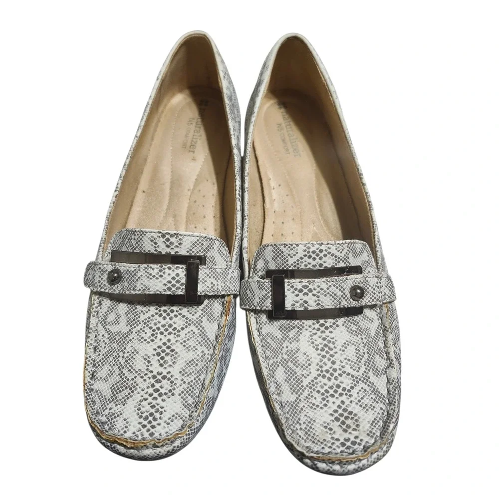 Naturalizer Gisella Snake Print Loafers Grey White N5‎ Comfort Shoes Buckle 9